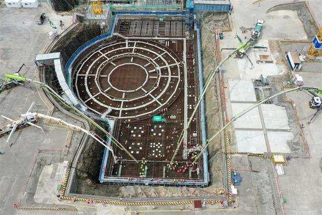 1656458920479_62bb8ea8159bb85faf32936e