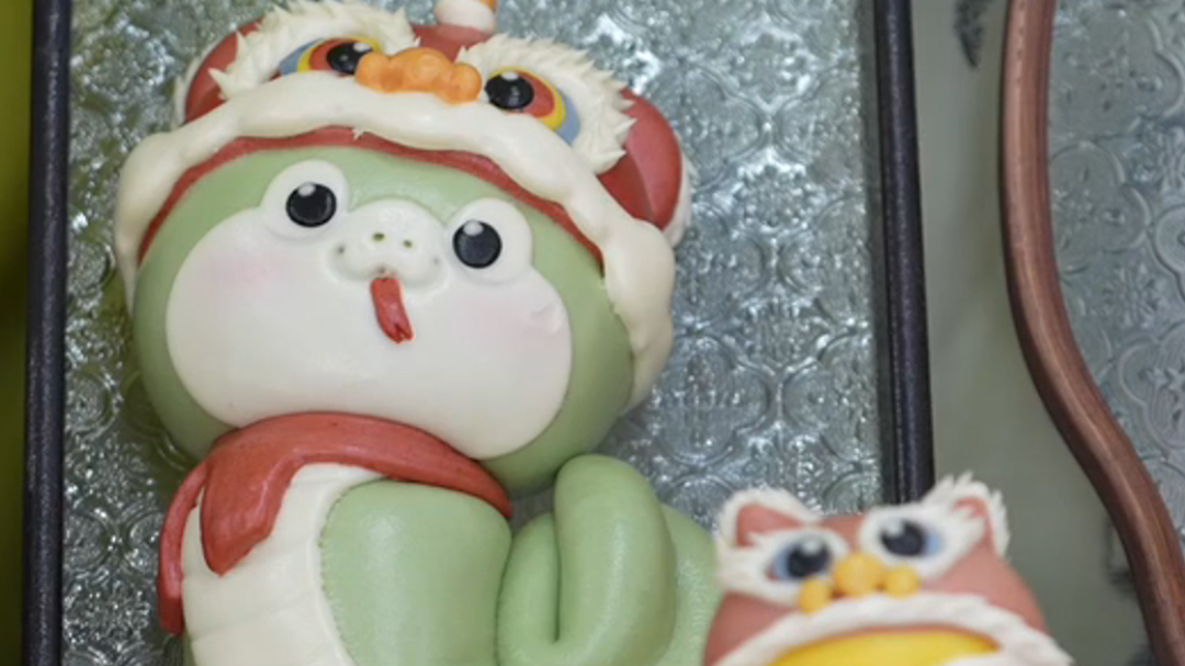 蛇蛇闪亮登场！萌蛇非遗面塑在宁波“卖爆了”