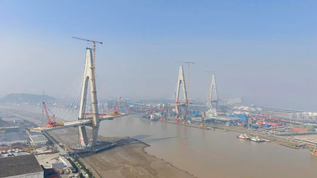 不停工！这座大桥，预计今年6月主桥合龙→