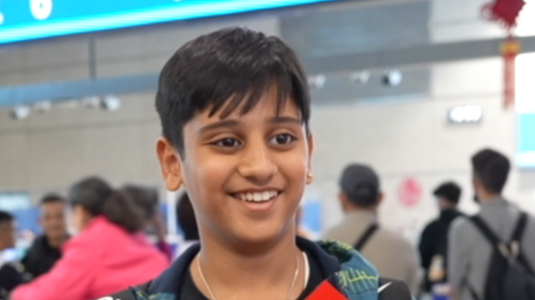 品汤圆暖归途 宁波机场入境大厅里“闹”起元宵