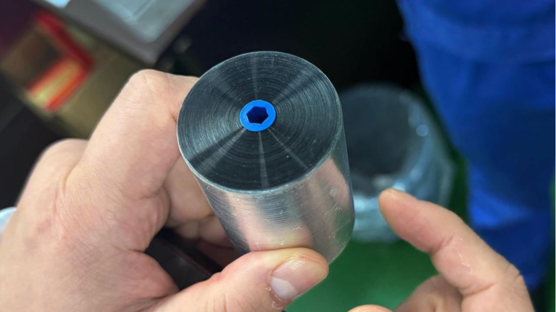 “创新浙江行”新闻智库行动丨2微米“膜”力支撑万千电器稳定“心跳”