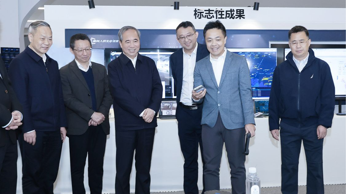 王成调研教科人一体化工作