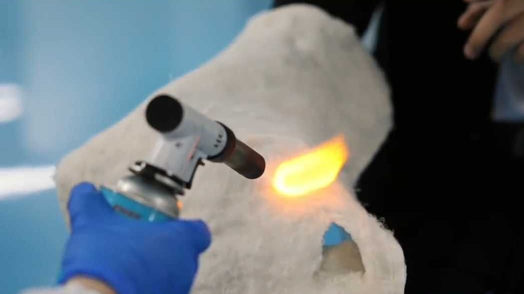 新华网客户端寻找宁波智造“五小虎”：“烧不烂”的陶瓷海绵