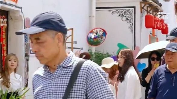 浙江义乌李祖村联合周边8个村庄“抱团发展” ，“一村富不是富，大家富才是真的富”