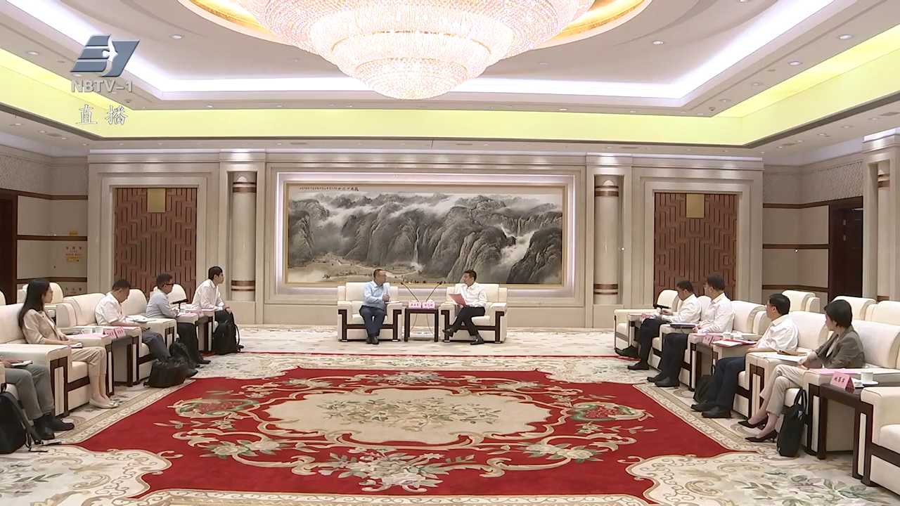 汤飞帆会见震有科技董事长吴闽华一行