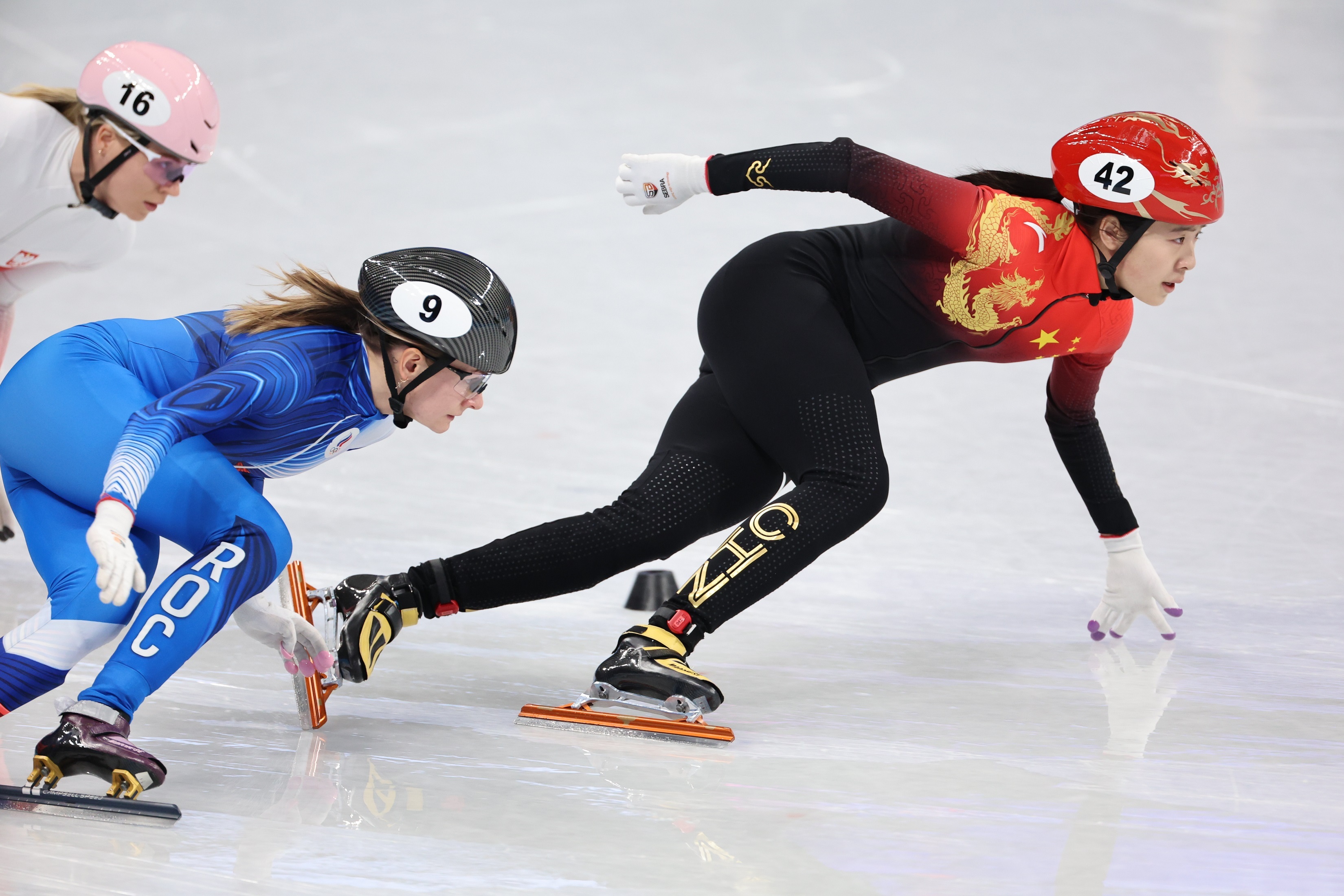 三位中国选手均晋级短道速滑女子1500米半决赛