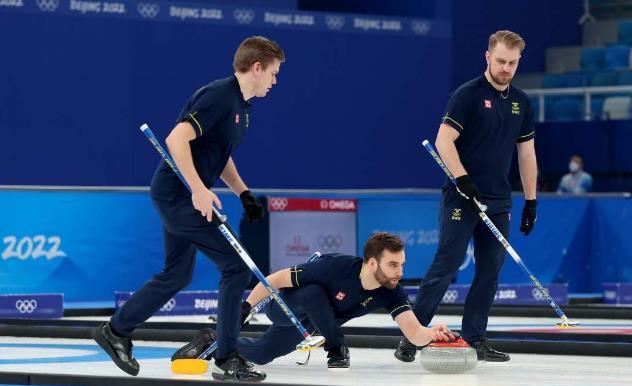 瑞典队获得男子冰壶金牌