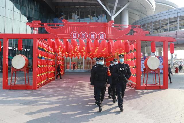 出动警力7.28万余人次 春节期间宁波公安力保社会平安