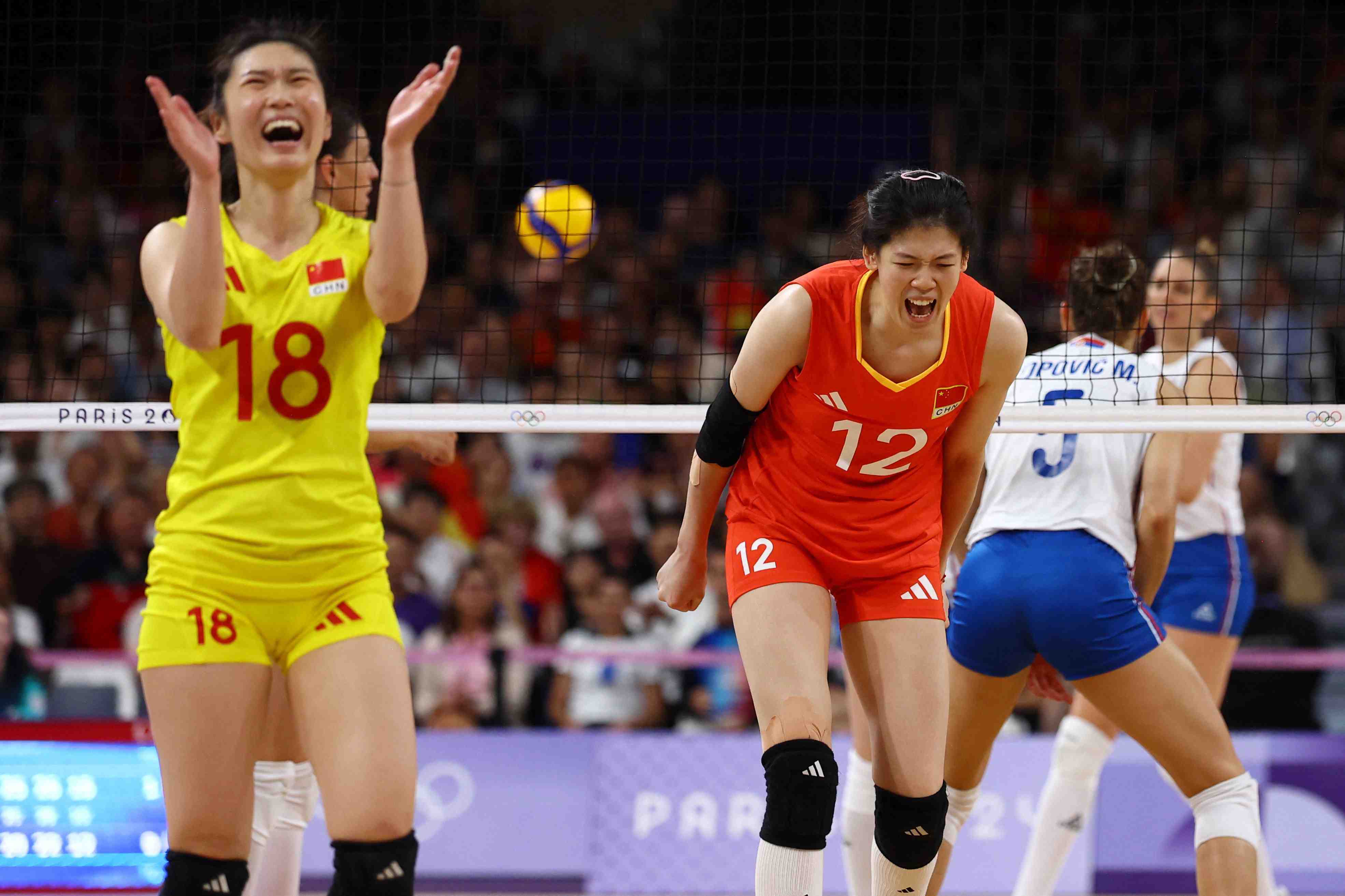 中国女排三连胜晋级8强