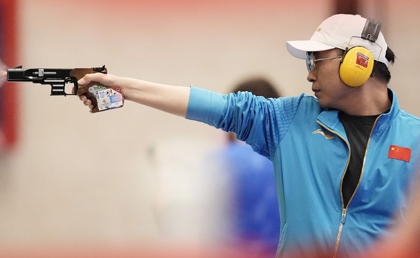 中国选手李越宏夺得巴黎奥运会射击男子25米手枪速射金牌
