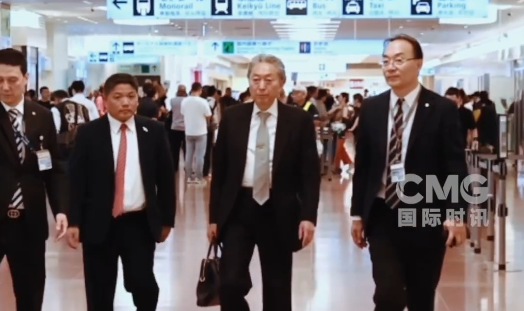 鸠山由纪夫怀反省谢罪之心赴华：日本必须正视历史 以史为鉴