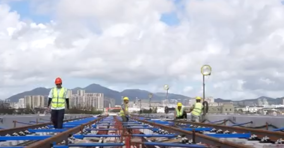 奋“甬”向前丨宁波市域铁路象山线6个铺轨基地同步推进