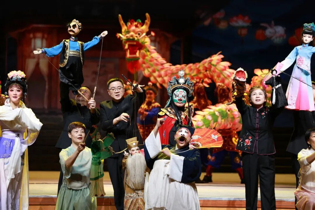 有风来丨浙里为何有戏？