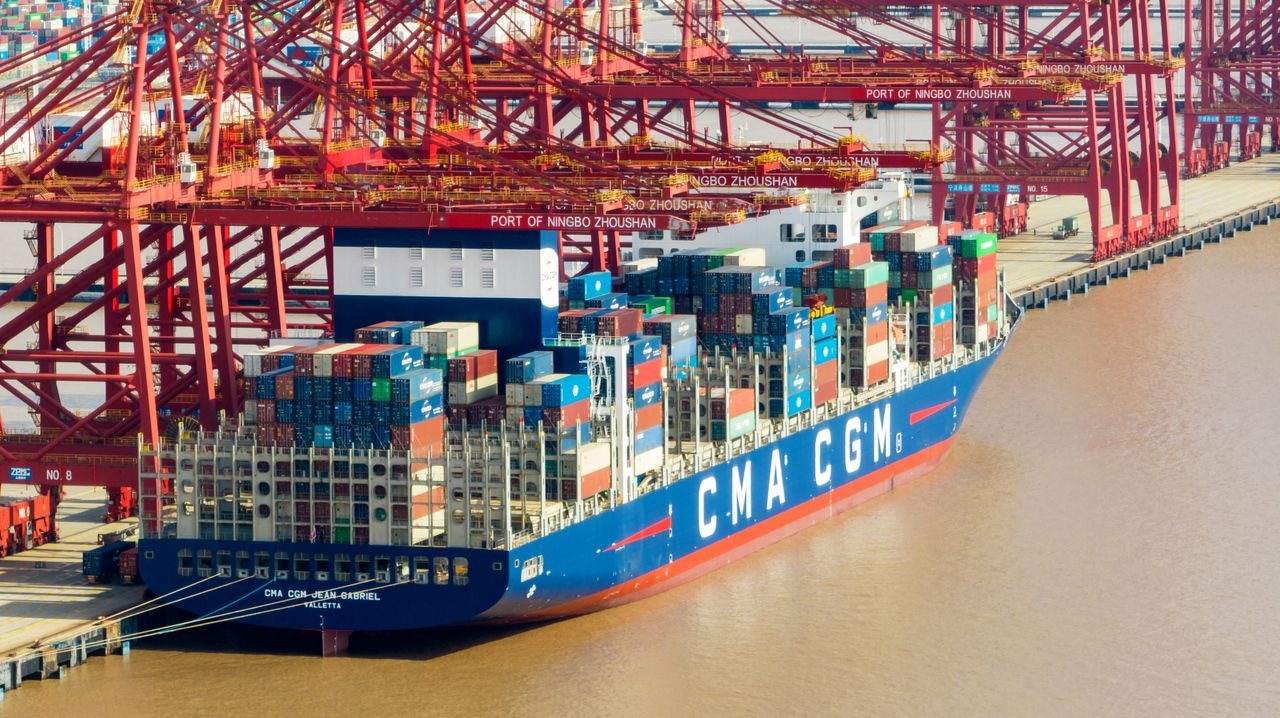 跃居全球第二 今年前两月宁波舟山港集装箱吞吐量同比增长19.8%