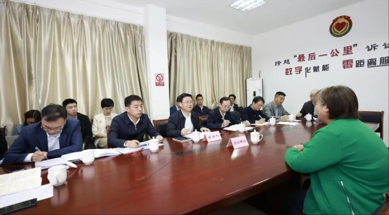 傅祖民在宁海县下访接访