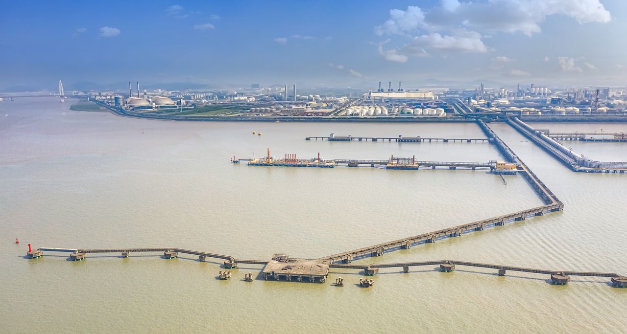 闲置岸线资源“重启” 宁波舟山港获批新建一石化码头