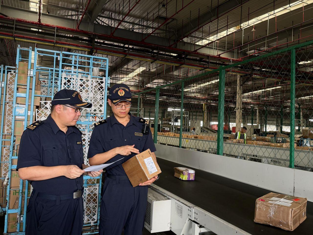 温哥华－广州－宁波，跨境电商进口空空联运快线正式开通