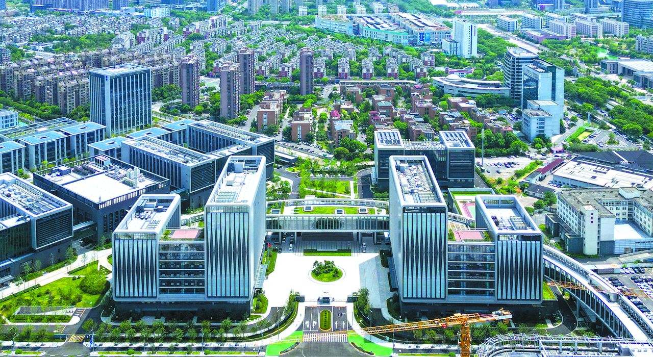 浙报关注丨锚定“科创强区、品质之城” 镇海奋力打造共同富裕示范先行地