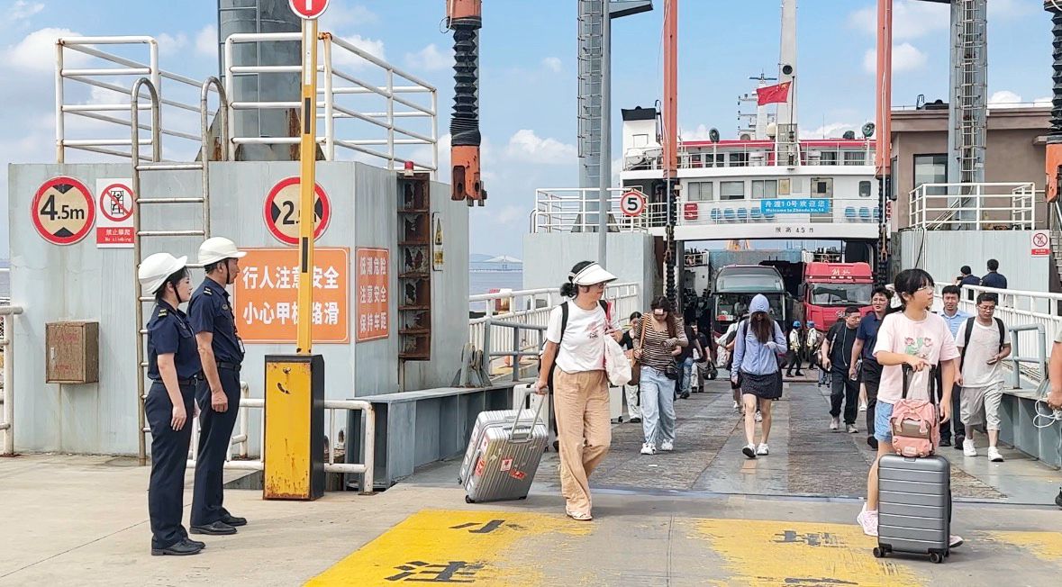台风“沙德尔”逼近，宁波22条沿海客运航线全部停航