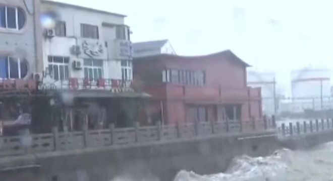 台风“沙德尔”登陆 国家海洋预报台发布海浪红色警报、风暴潮橙色警报