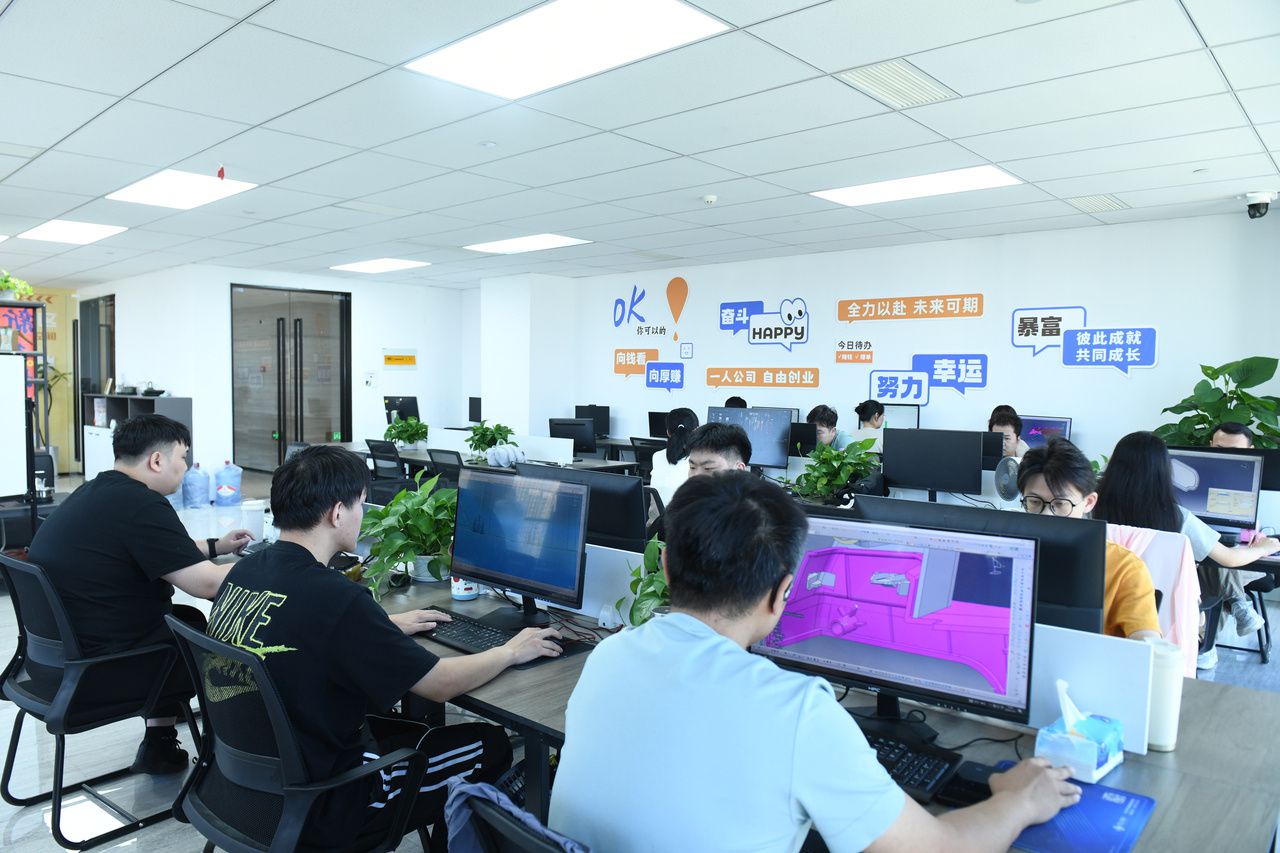 浙报关注丨宁波前湾新区打造差异化“一人公司”创业生态 帮小团队驶上大赛道